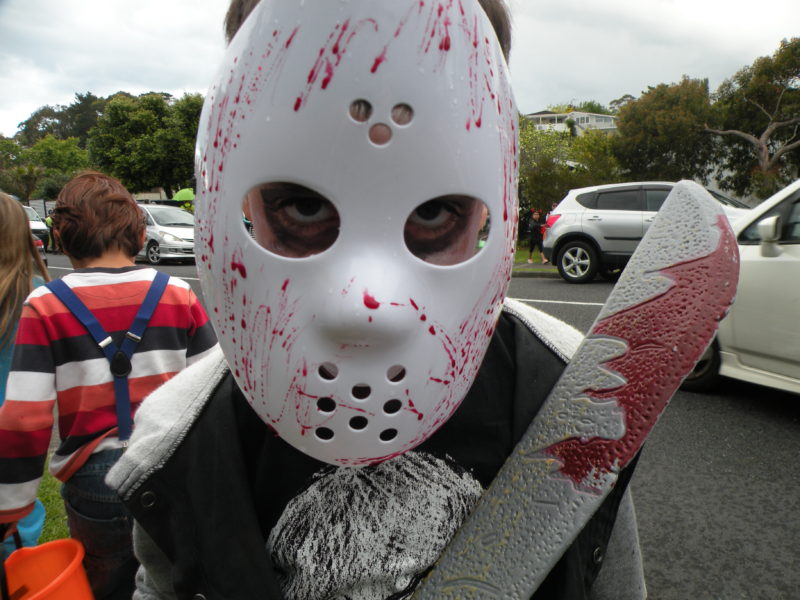 Menino vestido para o Halloween