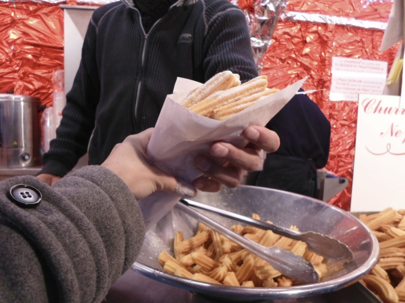 O clássico do Mercado de Noel:Churros