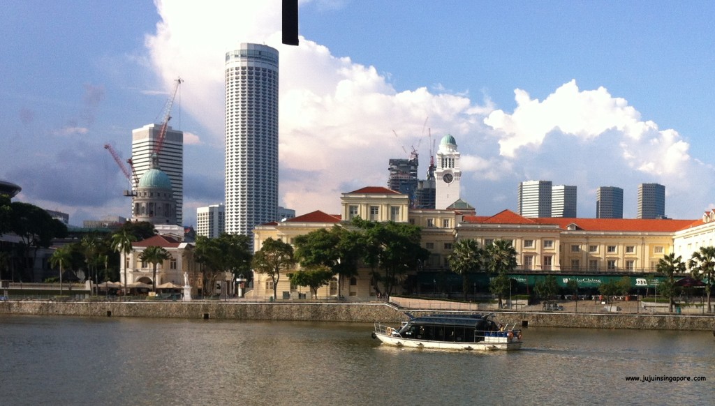 Táxi boat no Singapore River