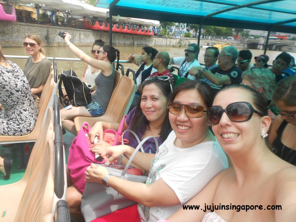 Passeio de barco pelo rio Cingapura (Hop On Hop Off)