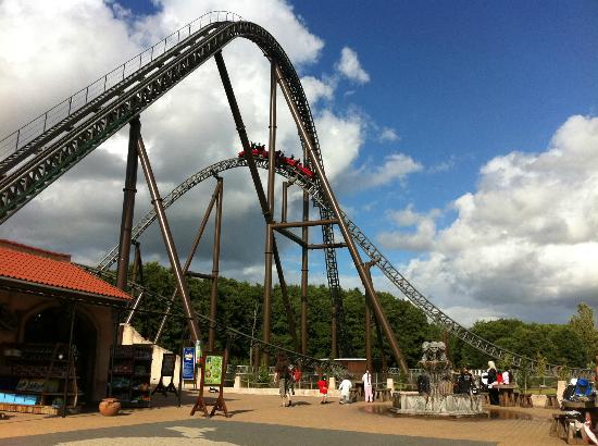 A montanha russa mais longa da Dinamarca (Foto: Divulgação / TripAdvisor.dk)
