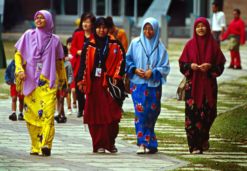 Mulheres malaias - Foto: www.asiasociety.org