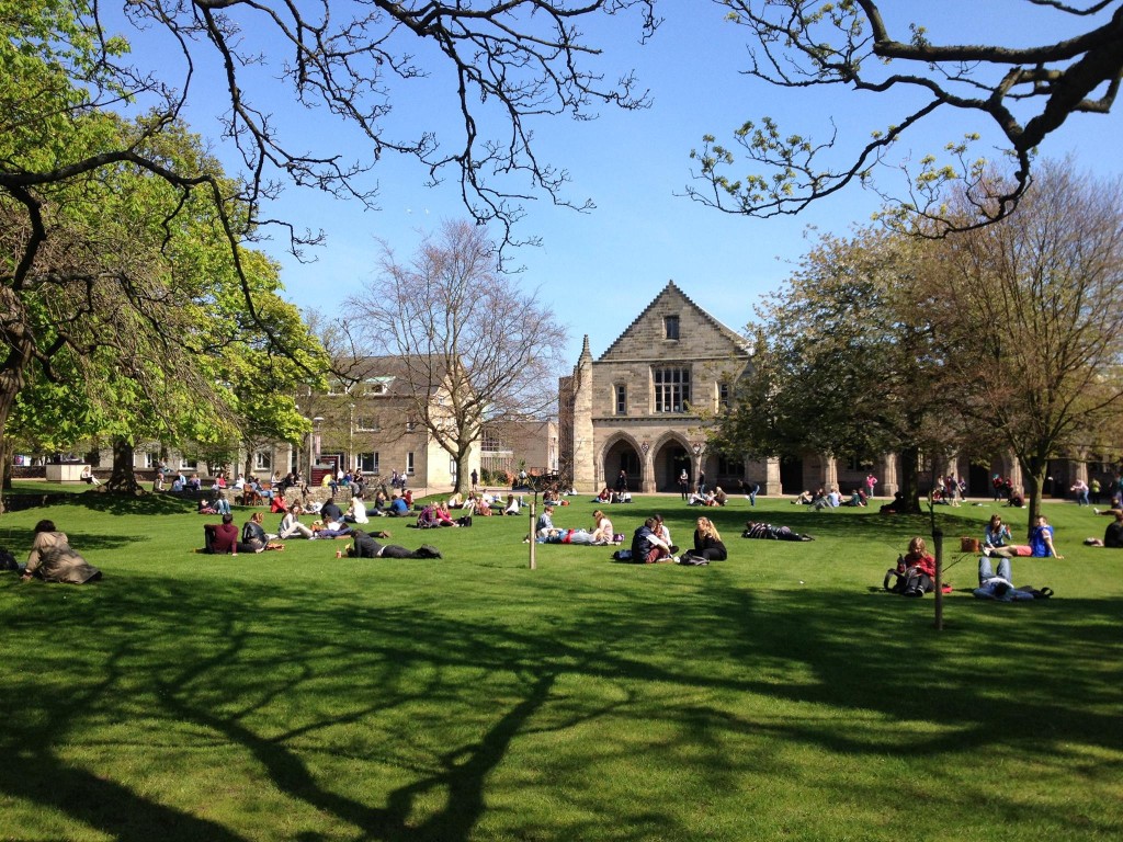 University of Aberdeen (crédito: https://www.facebook.com/aberdeeninternational/)