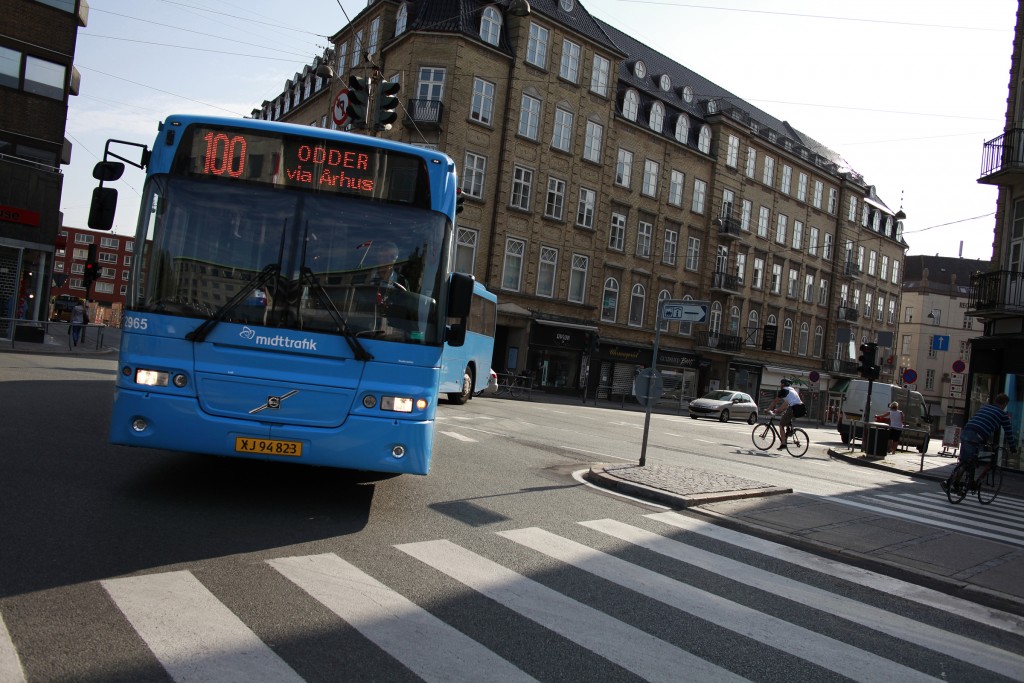 Ônibus intermunicipal, por aqui chamado de regional (Foto: Midttrafik/Divulgação)