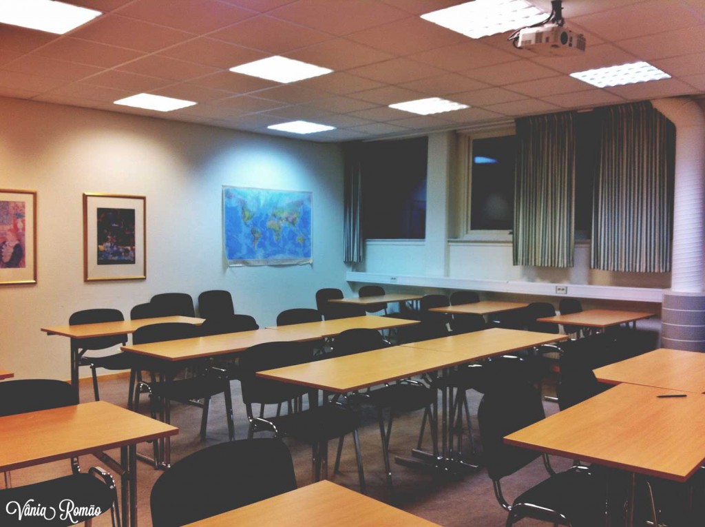 Sala de aula em uma das escolas de SFI na cidade de Gotemburgo
