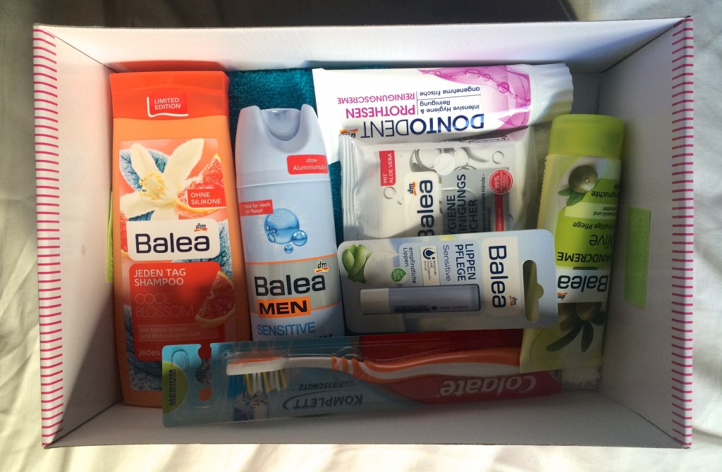 Minha caixinha. A maioria com produtos da marca Balea, que é da drogaria DM. São produtos