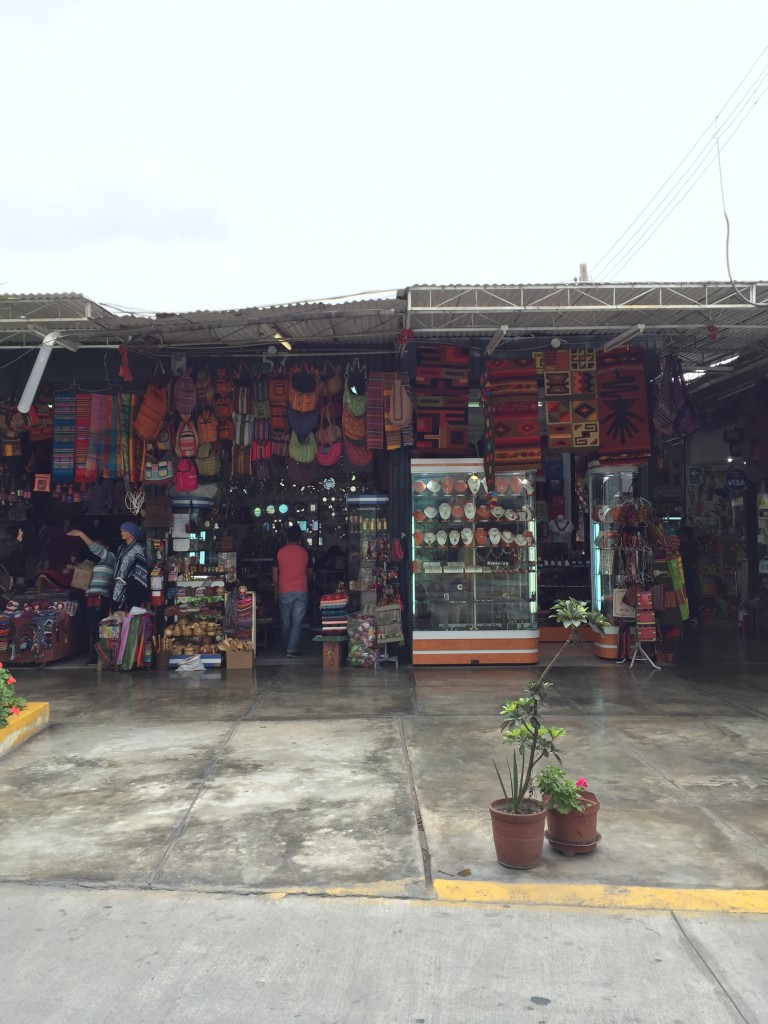 Mercado Inca, na Avenida Petit Thouars, em Miraflores.