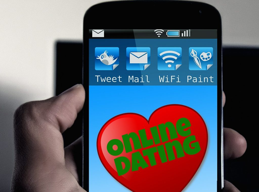 Relacionamentos virtuais e seus riscos reais