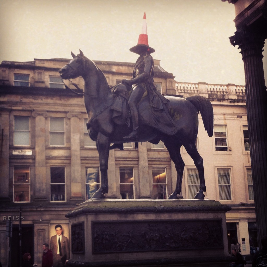 Estátua do Duque de Wellington, com seu famoso cone