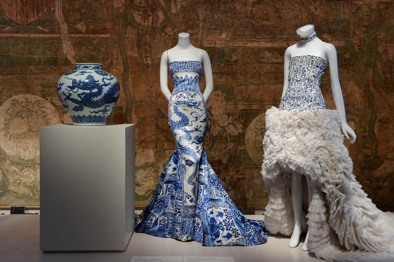 vestido roberto cavalli alexander mcqueen inspirados cultura chinesa vestido roberto cavalli alexander mcqueen inspirados cultura chinesa