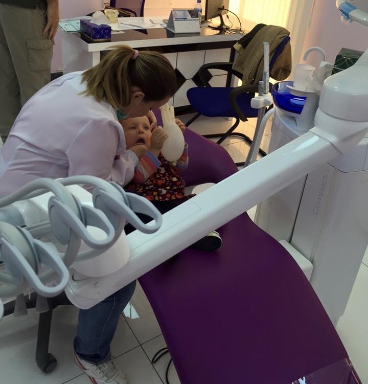 Mariana atendendo sua paciente favorita : Sofia =)