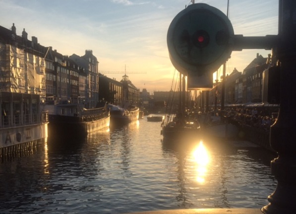 Nyhavn ao fim da tarde. Fonte: Arquivo Pessoal da Autora