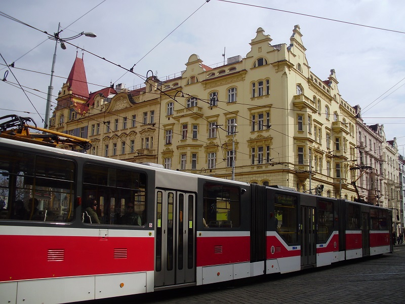 Os bondes de Praga.