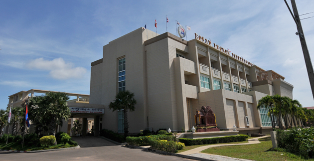royal_angkor_hospital_web1 (1)