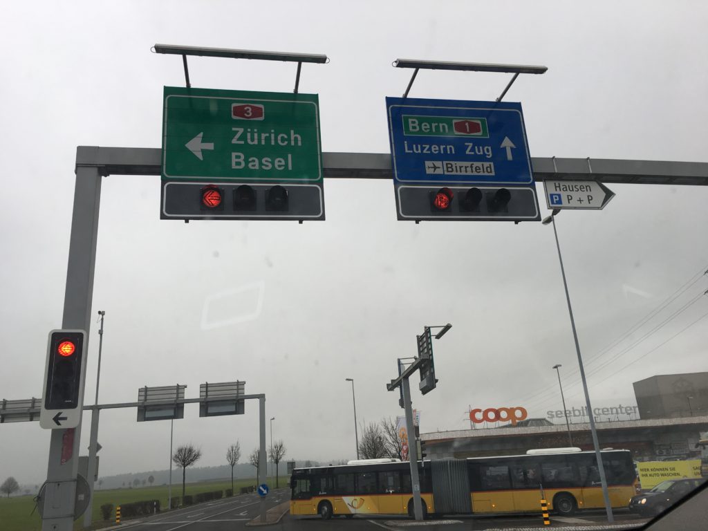 Como transferir a carteira de motorista na Suíça