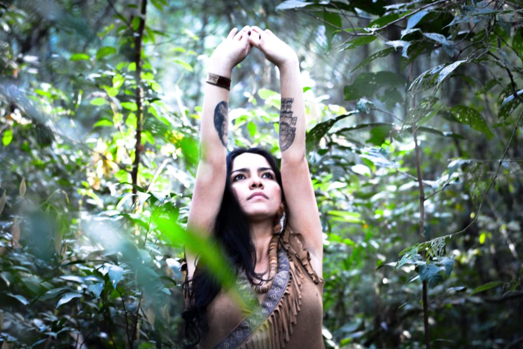 Como é ser estrangeira no Brasil