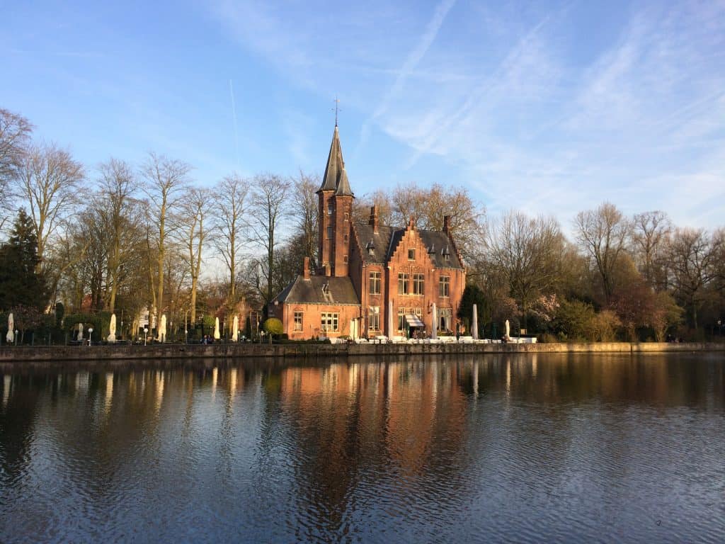 Belgas e franceses: tão próximos e tão diferentes