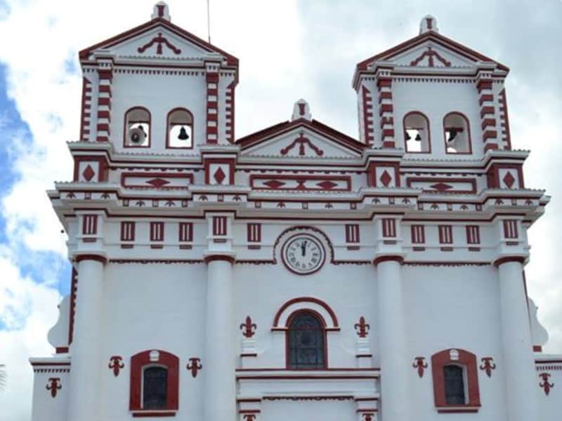 Igreja de Nuestra Señora del Carmen - Guatapé