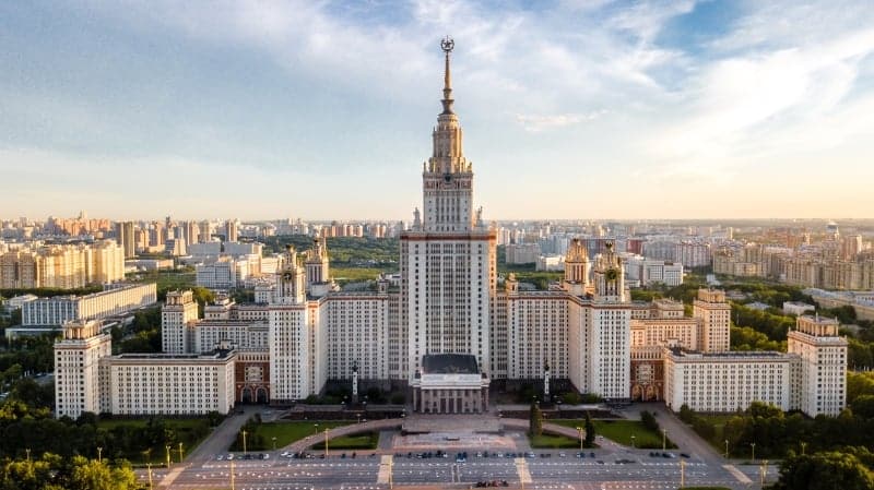 7 MOTIVOS PARA ESTUDAR NA RÚSSIA